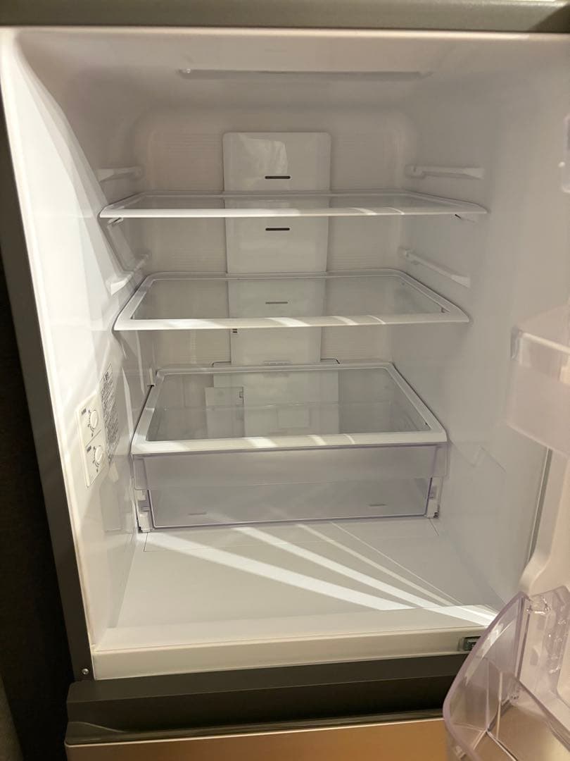 HITACHI 3ドア冷蔵庫 265L