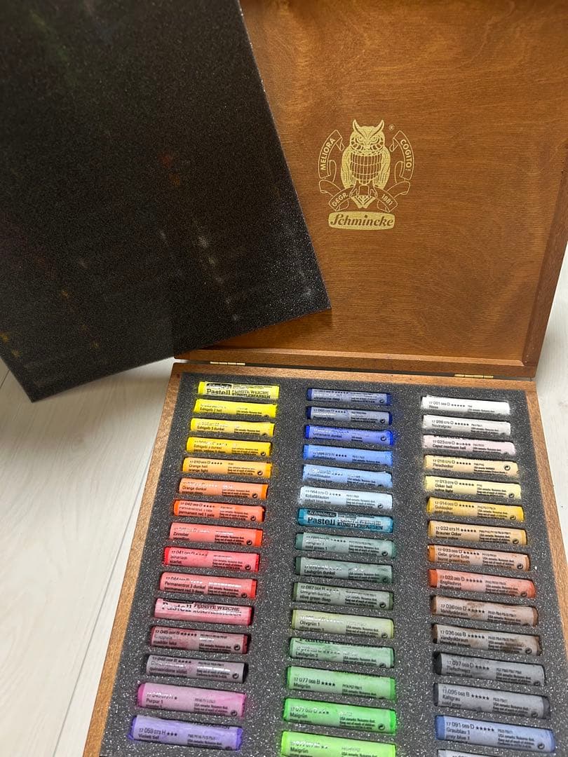fchmincke シュミンケ　ソフトパステル 45色　木箱