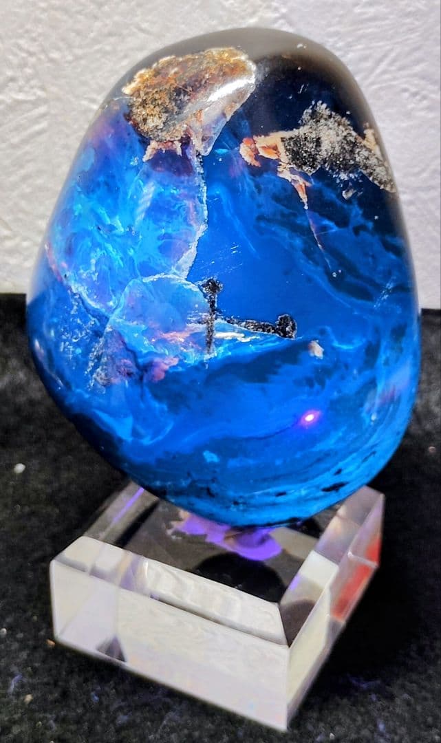 お*ち様 特大　ブルーアンバー タンブル　インドネシアスマトラ 琥珀 鏡面磨き