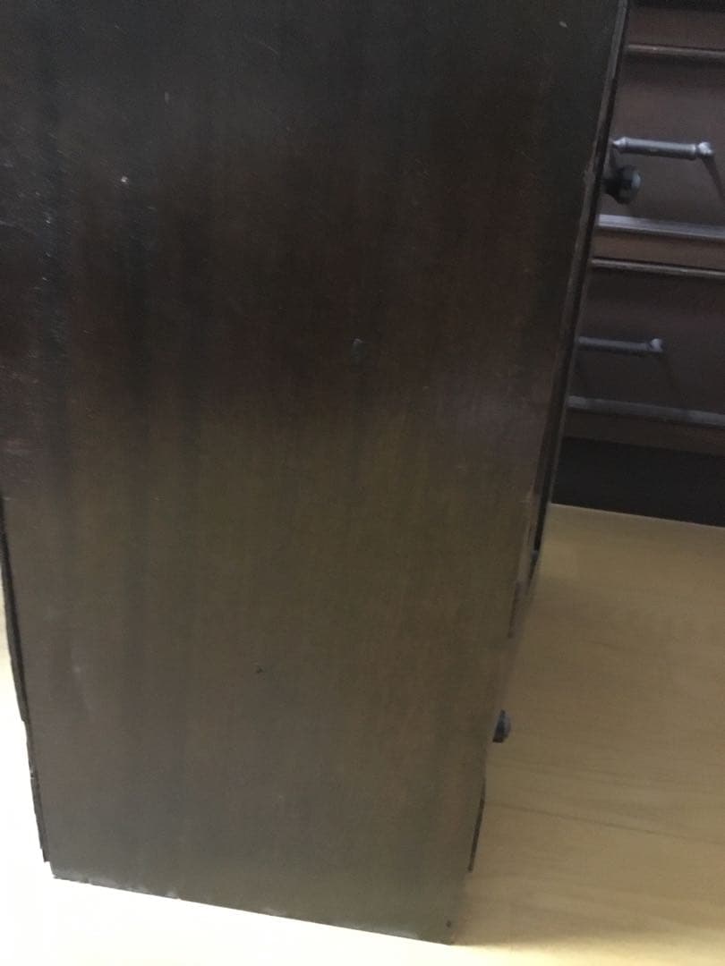 キャビネット　装飾ガラス扉　アンティーク　本箱