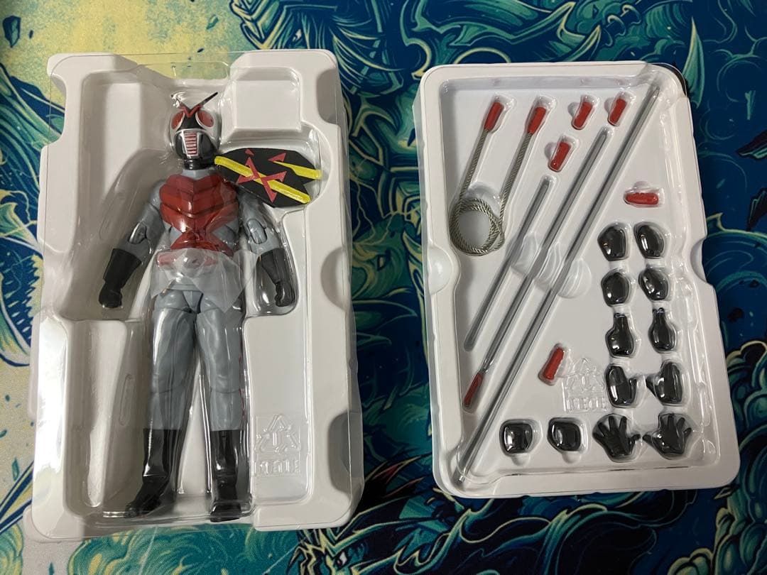 ヒ*ぃ様 ※希少【真骨彫製法】S.H.Figuarts 仮面ライダーX