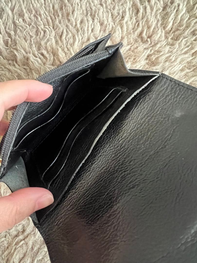 IL BISONTE ブラックレザー 二つ折り財布