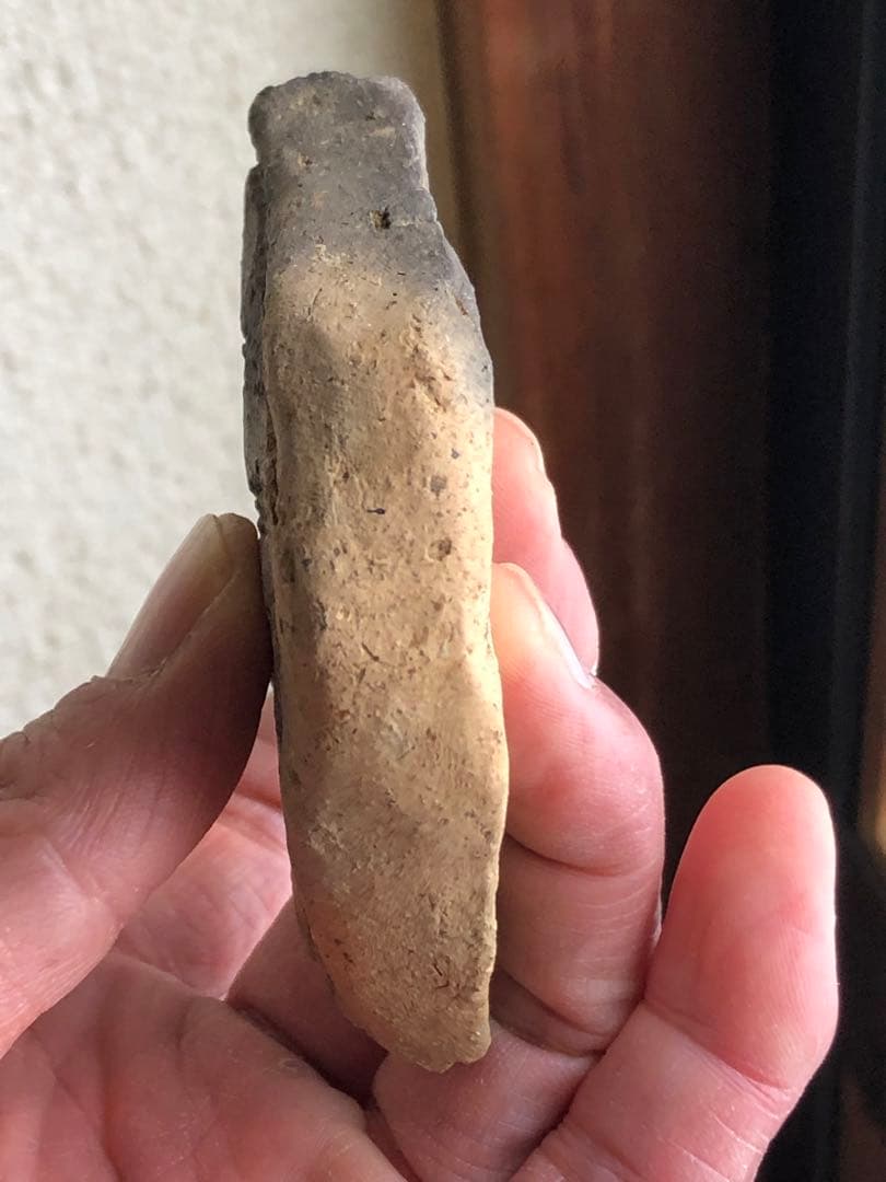 縄文時代の板状土偶のかけら