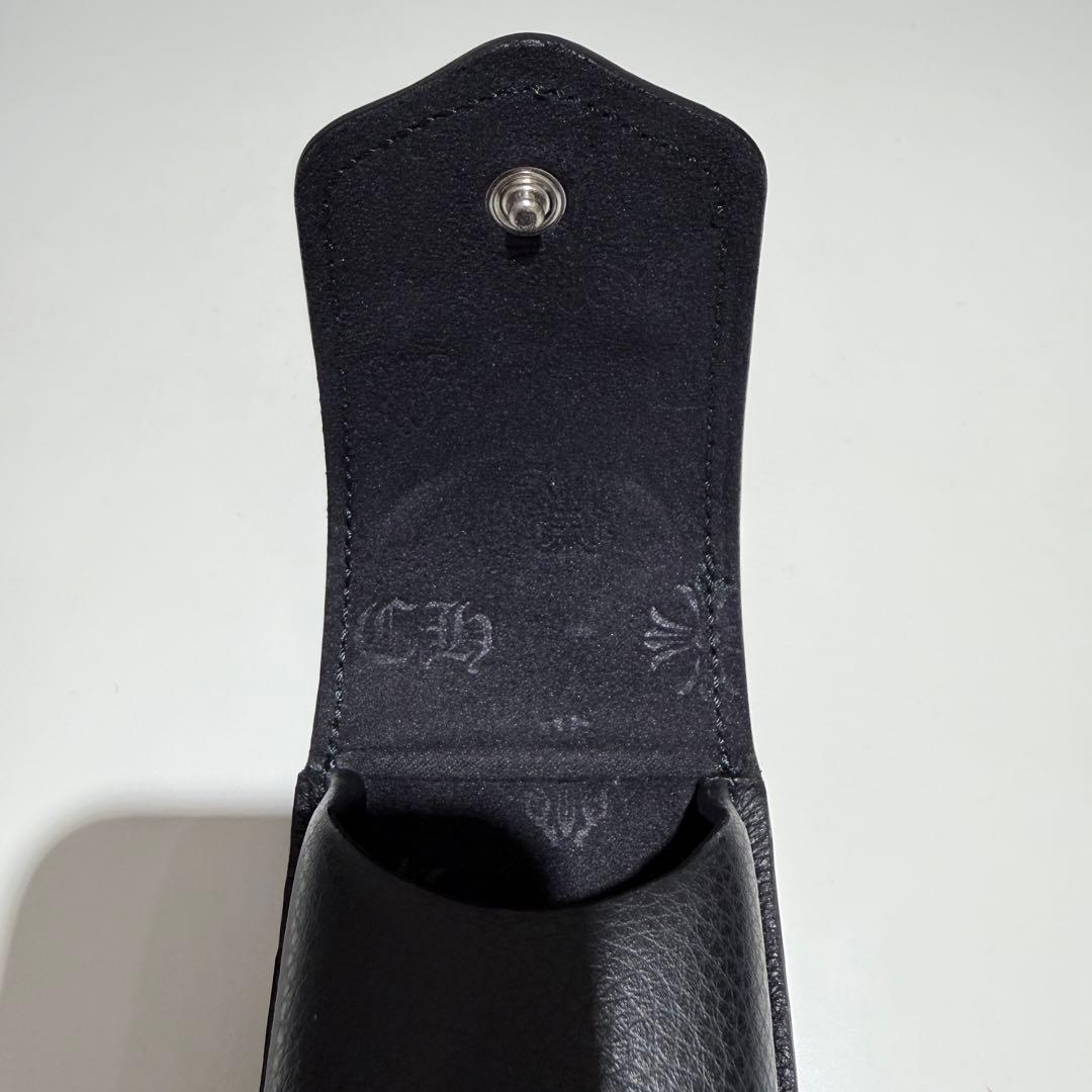 クロムハーツ レザー スクロールラベル ブラック メガネケース