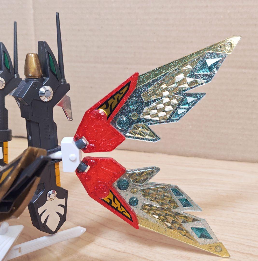 きゅーべー出品 サメの抜け殻 SDガンダム 轟炎武威大将軍 セット