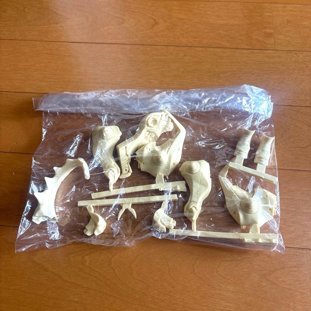 【VOLKS】FSS 「マンティコア」　1/100 ガレージキット