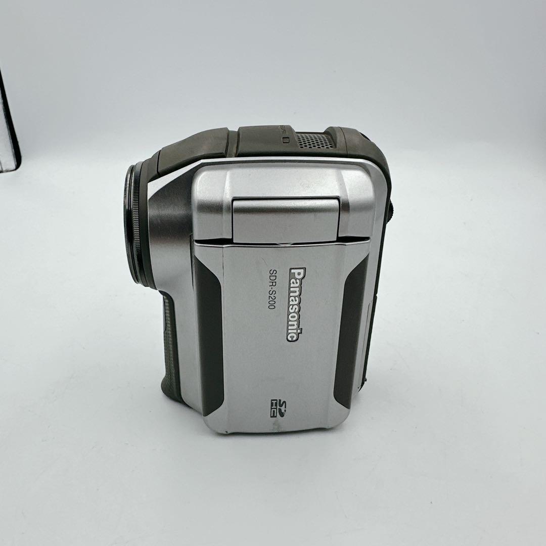 【美品】Panasonic SDR-S200-S ビデオカメラ 本体、付属品一式