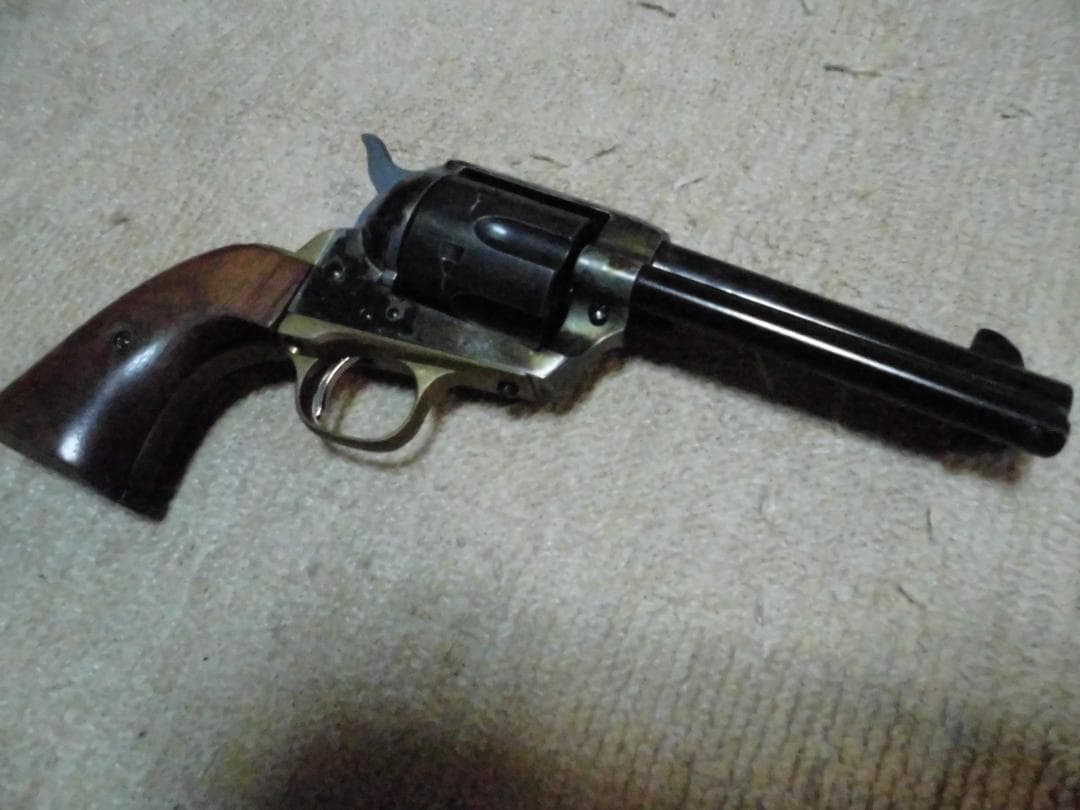 タナカ　SAA　ケースハードゥン　木製グリップ　プラスチック製