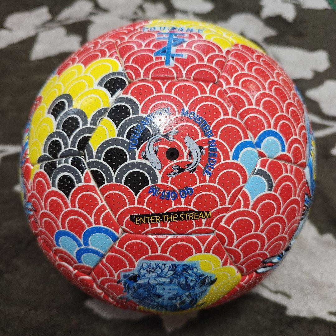 TOUZANI KOIデザイン フリースタイルボール 5号