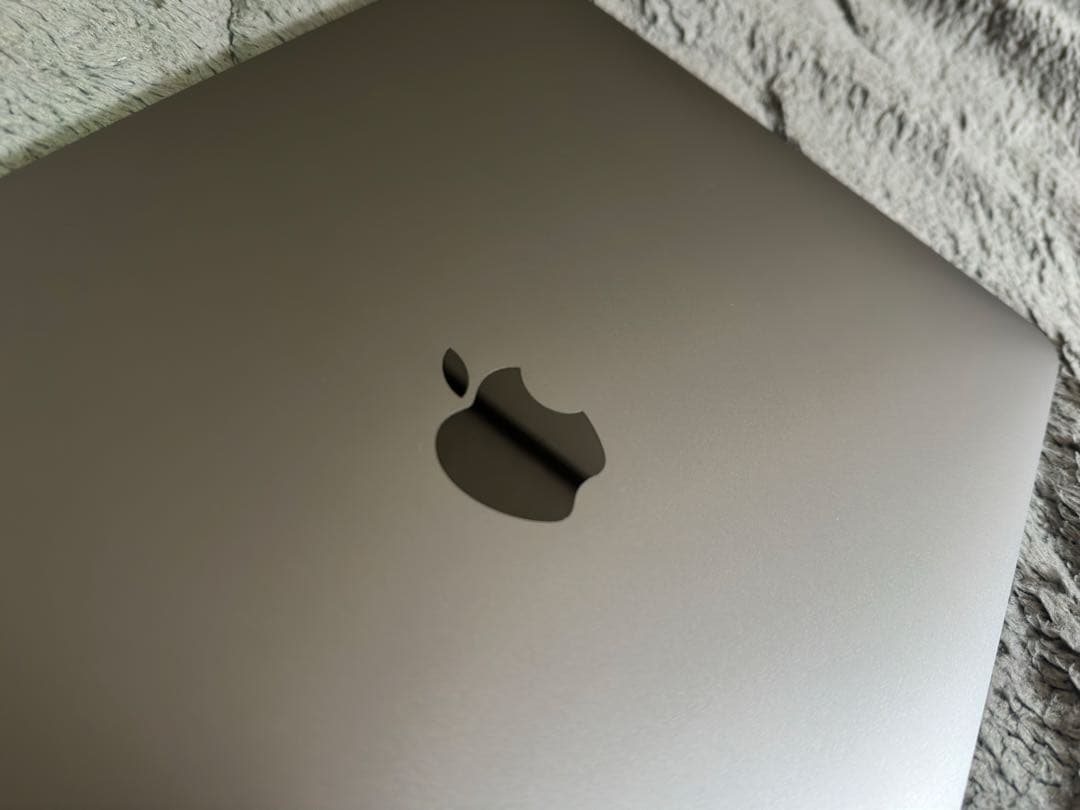 MacBook本体 MacBook pro 2022
