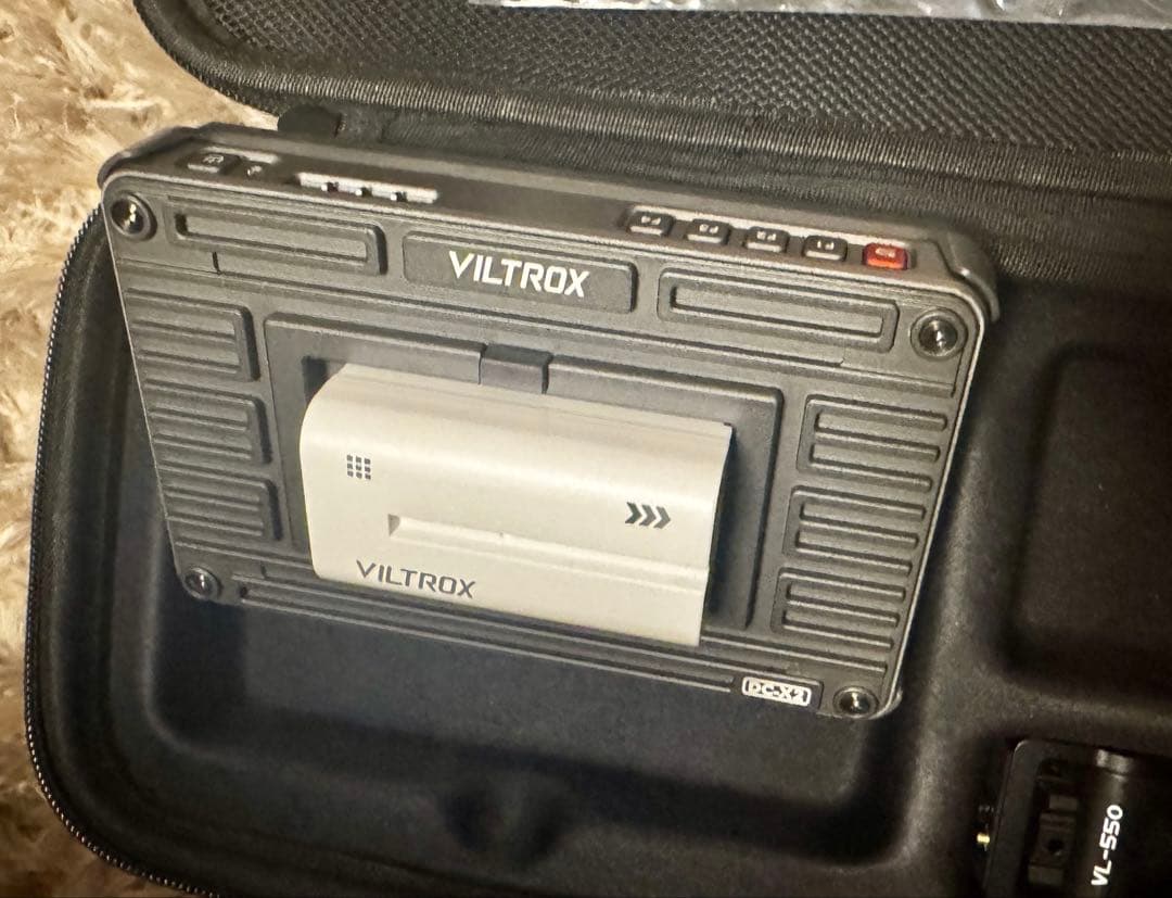 VILTROX DC-X2 外部モニター