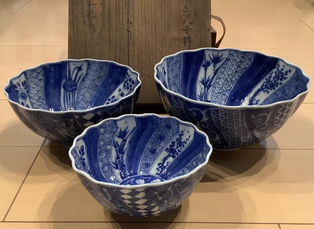 【祥瑞】古伊万里　鉢　捻り紋　三つ入子丼　寛政時代物