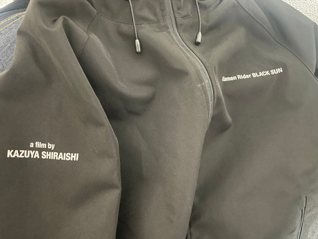 仮面ライダーブラックサン　フード付きナイロンジャケット