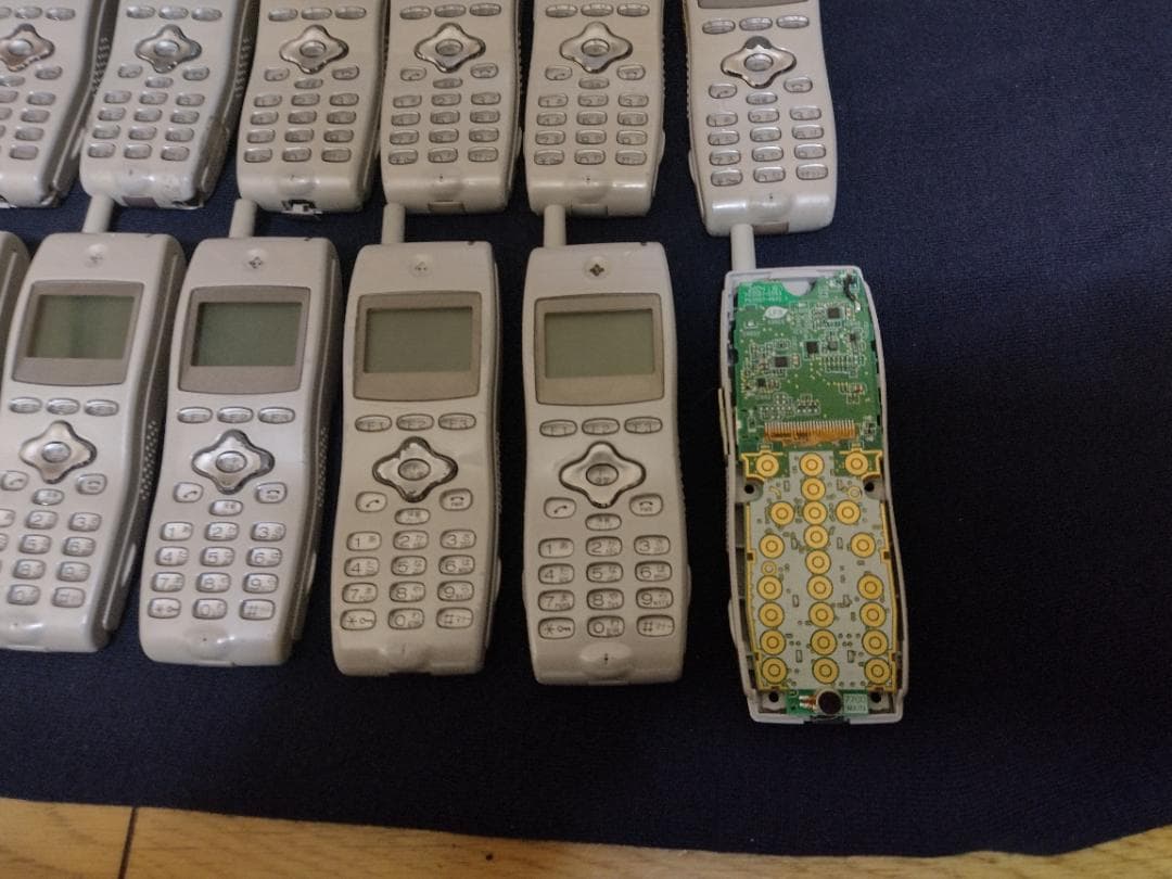 PHSデジタルコードレス電話機 UM7700 沖電気工業株式会社ジャンク