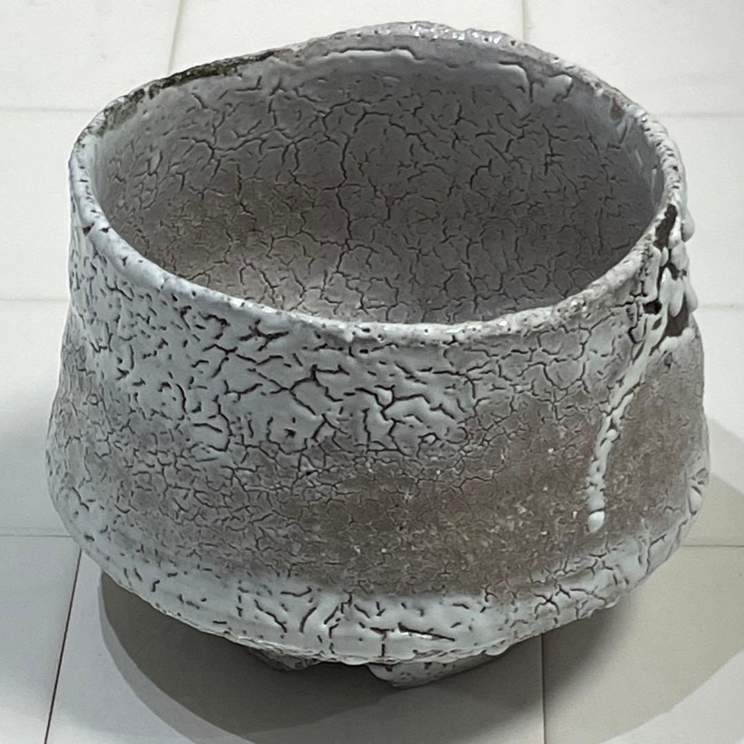 茶道具 抹茶茶碗★茶盌 萩焼 白釉 沓形 鬼萩割高台★渋谷泥詩 作★木箱、共布有