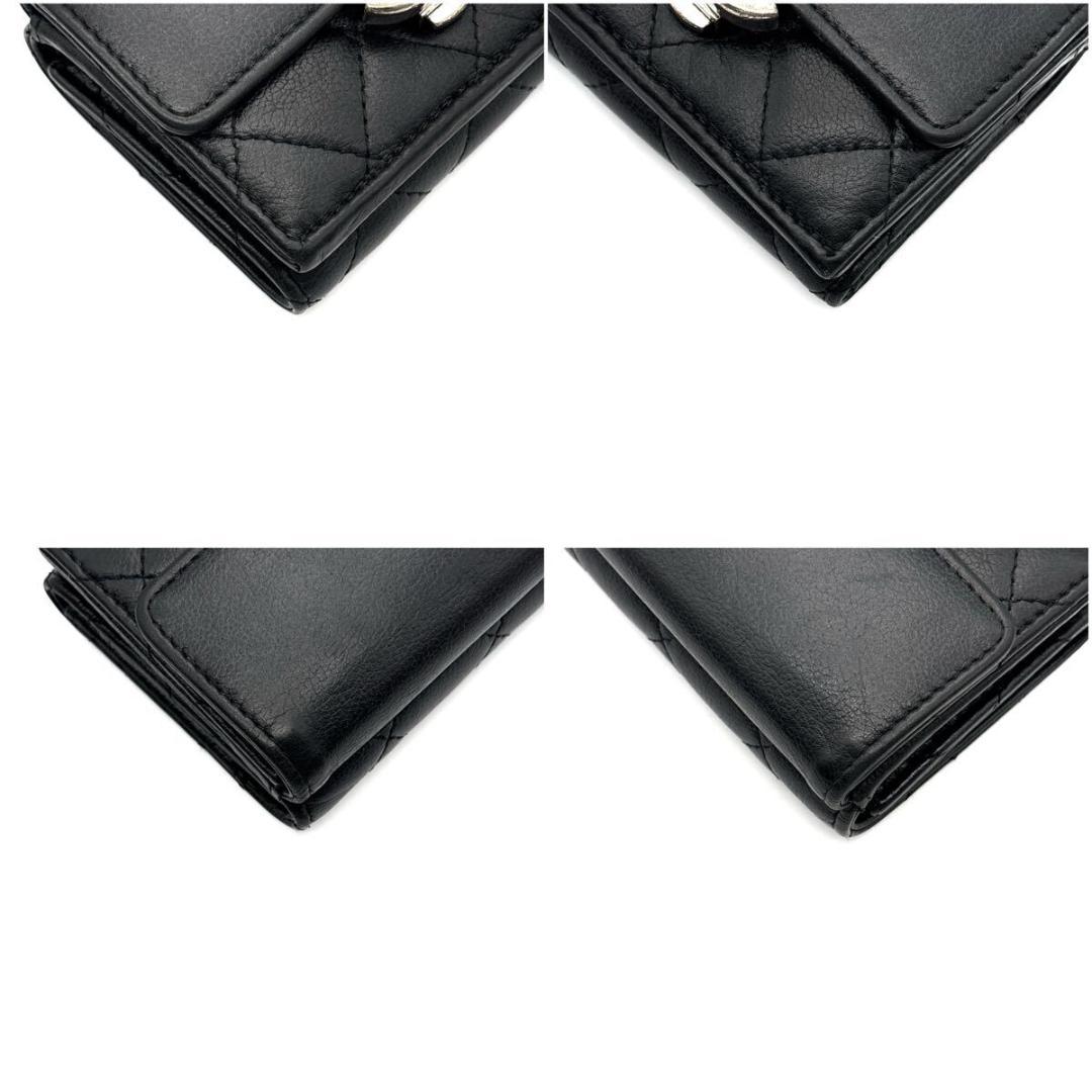 極美品◆CHANEL 三つ折り財布 キャビアスキン プッシュロック 黒 31番台