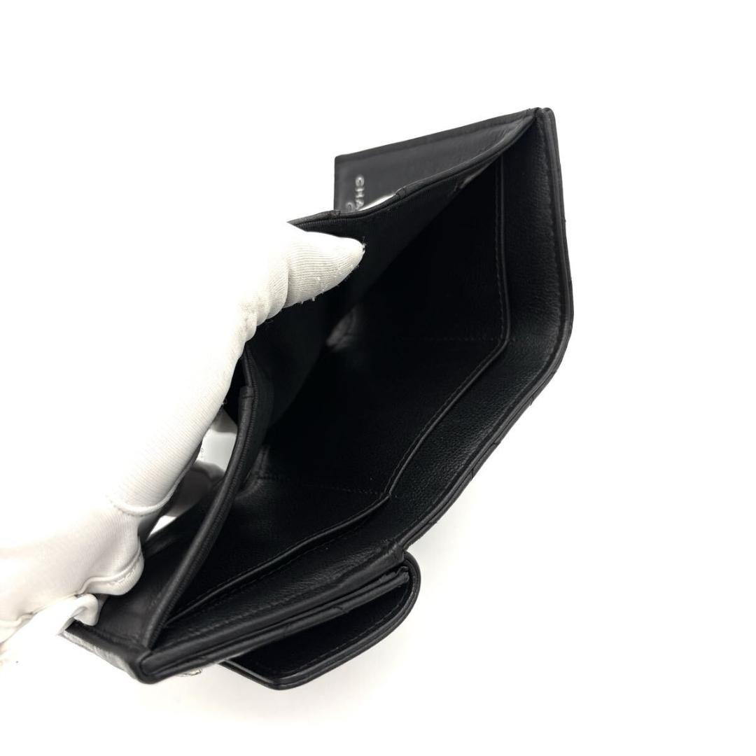 極美品◆CHANEL 三つ折り財布 キャビアスキン プッシュロック 黒 31番台