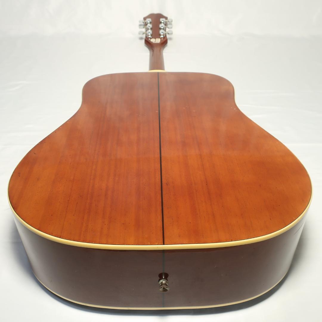 弦交換Epiphone DR-100/VS アコースティックギター 純正ケース付