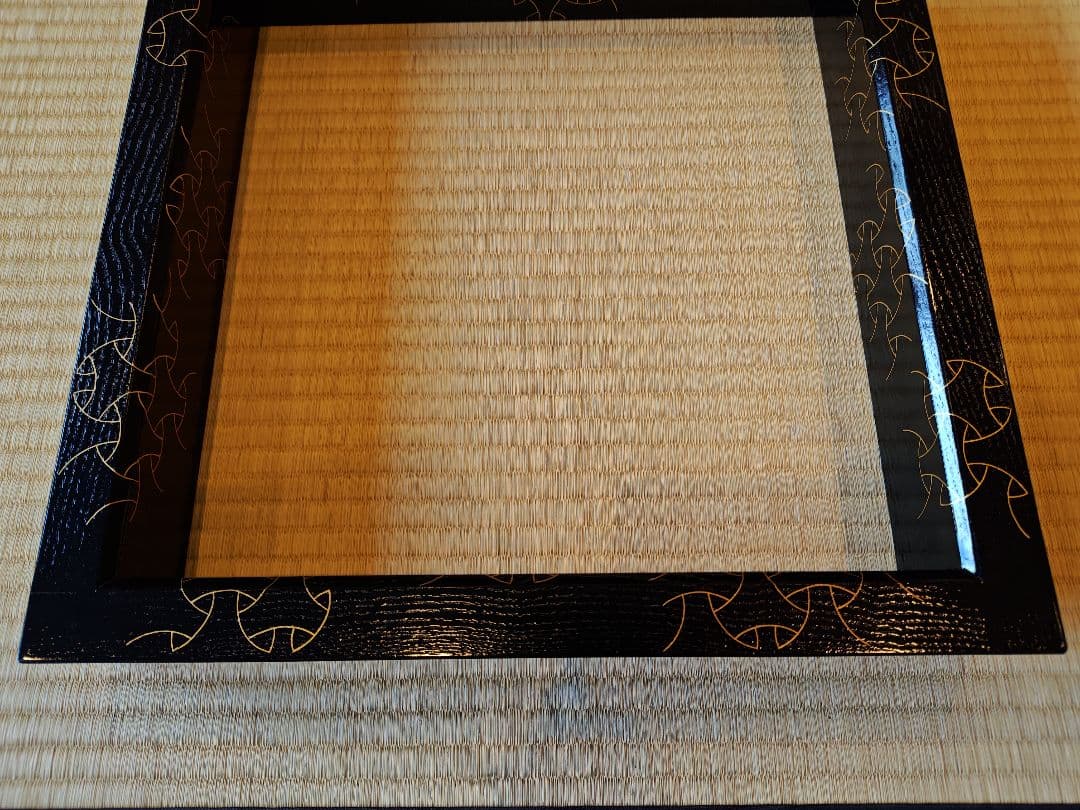 送料込【逢絢亭】茶道具 炉縁 柿合塗 独楽つなぎ蒔絵 木製 紙箱入り