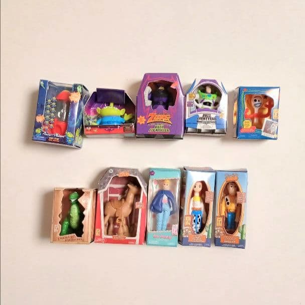 トイストーリー minibrands ミニブランズ ミニチュア ディズニー