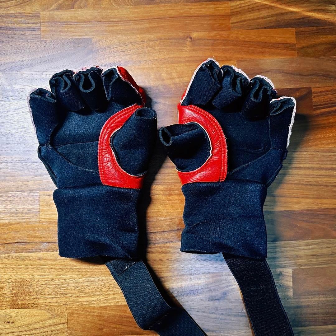 ISAMI 製 オープンフィンガーグローブ MMA グローブ イサミ