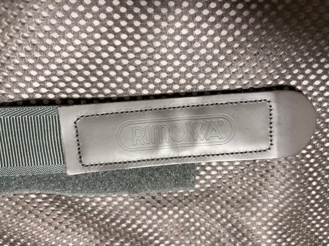 リモワ　サルサ　63L 4輪　マットブラック　TSA 廃盤　キャリーケース