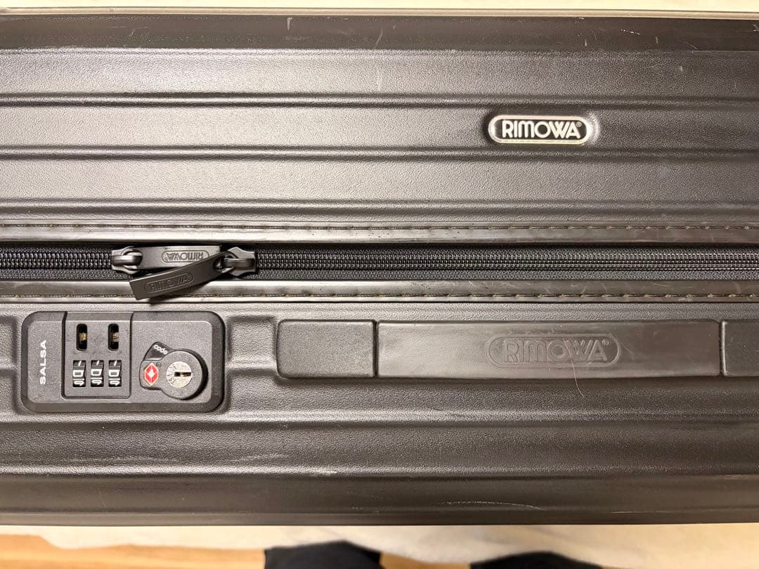 リモワ　サルサ　63L 4輪　マットブラック　TSA 廃盤　キャリーケース