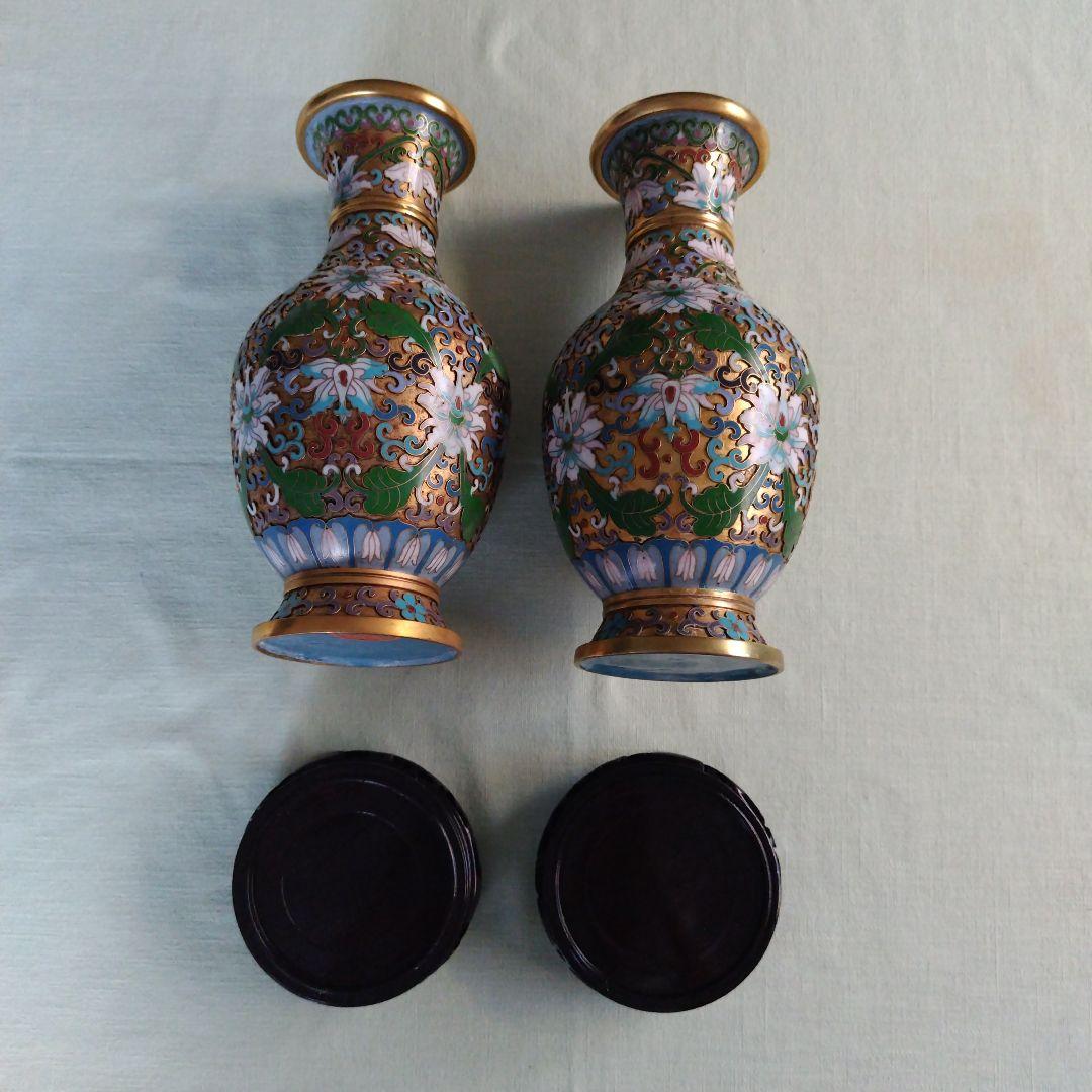 JINGFA エナメル塗装の花柄装飾花瓶（高さ約21cm）