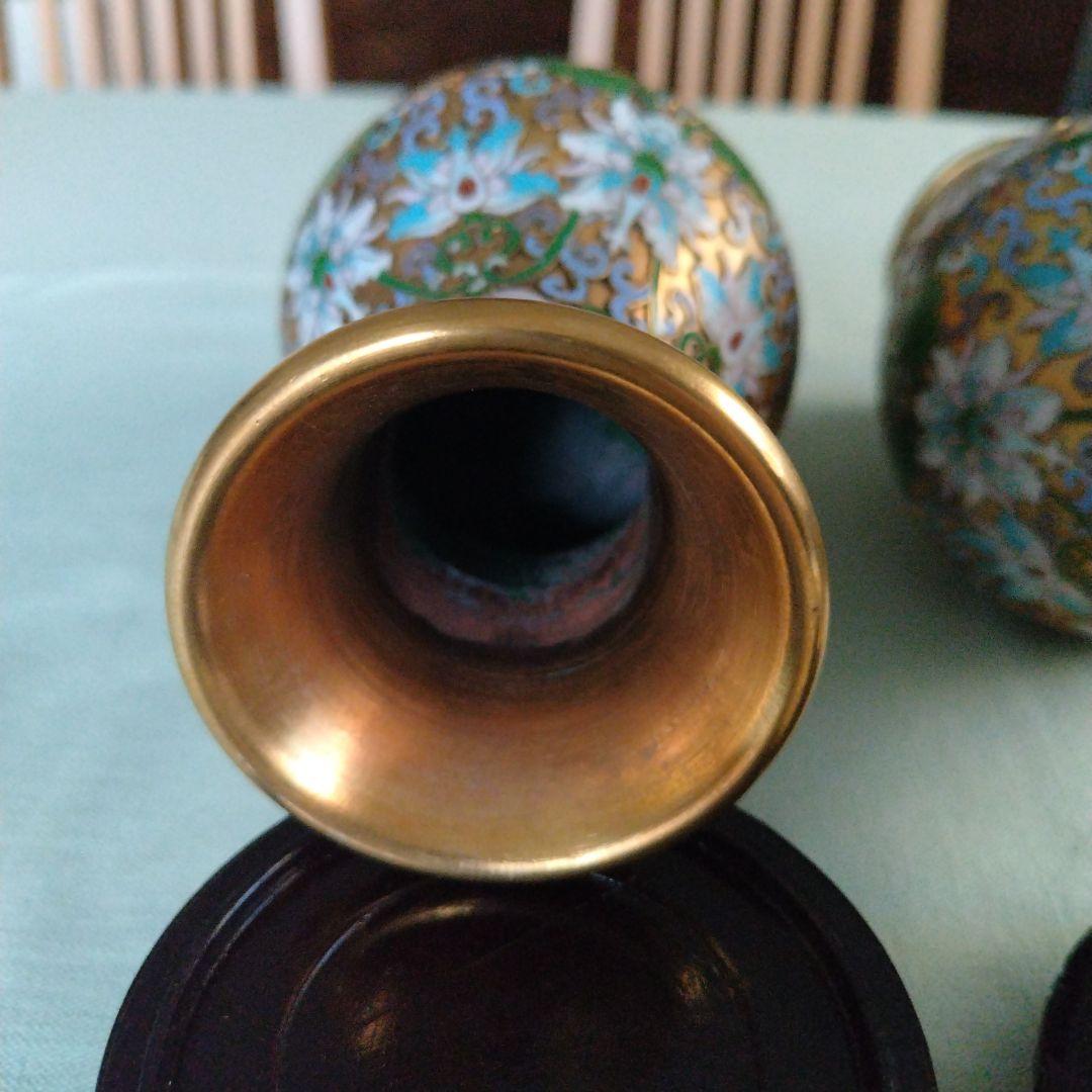 JINGFA エナメル塗装の花柄装飾花瓶（高さ約21cm）