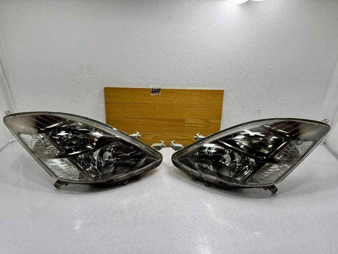 ZGM10 ANM10 トヨタ アイシス 純正 ヘッドライト HID 左右セット