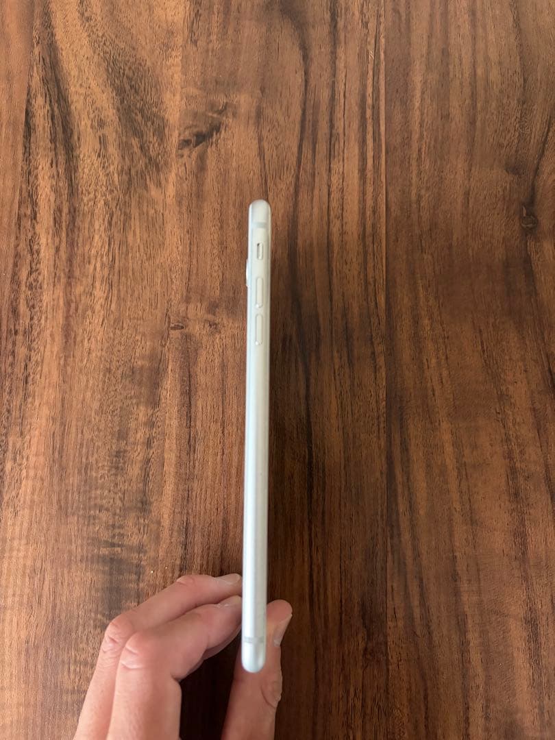 iPhone8Plus 64GB シルバー　SIMフリー