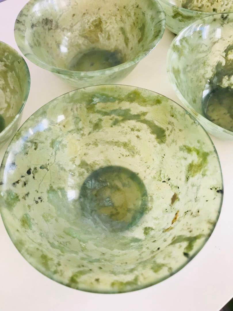 玉杯 緑玉 盃 中国美術　天然石　皿 茶碗 5枚　茶道具 茶器