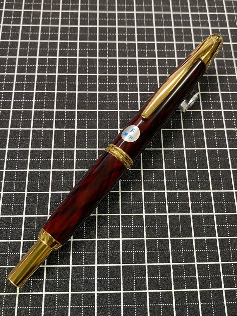 PILOT CAPLESS Red-marble 万年筆 字幅F
