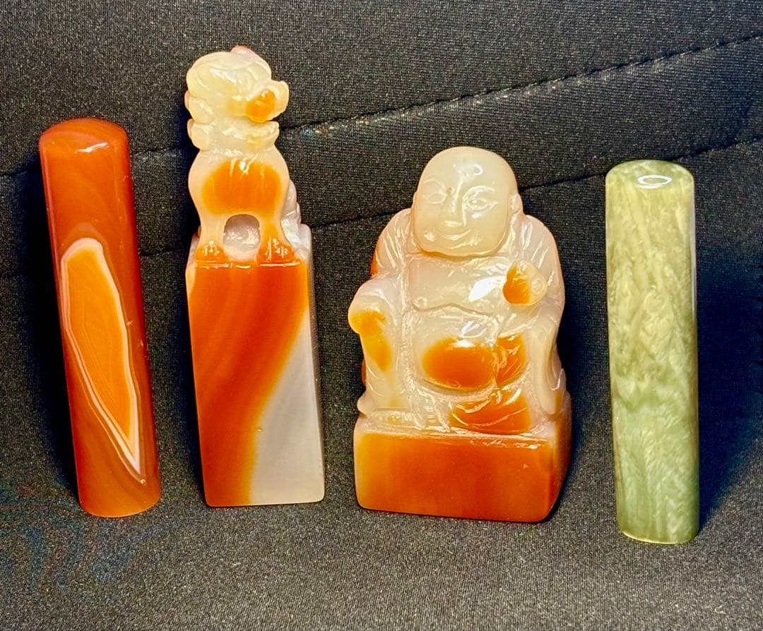 瑪瑙の印材（3個未使用）碧玉印材（1個未使用）