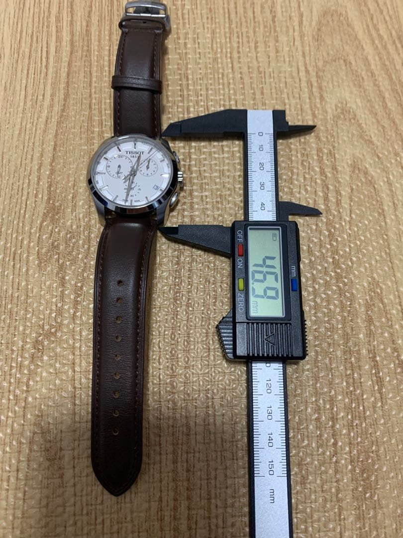 TISSOT クチュリエ GMT クロノグラフ T035439A 中古稼働品