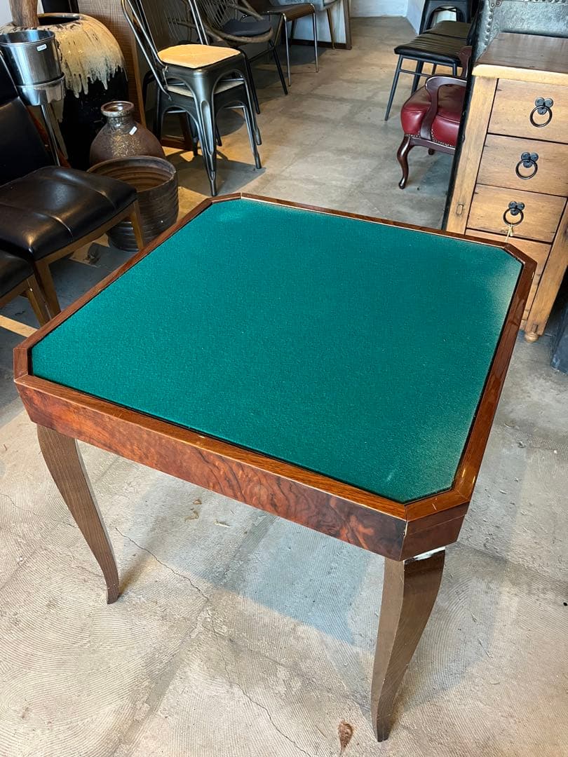 イタリア　ゲームテーブル