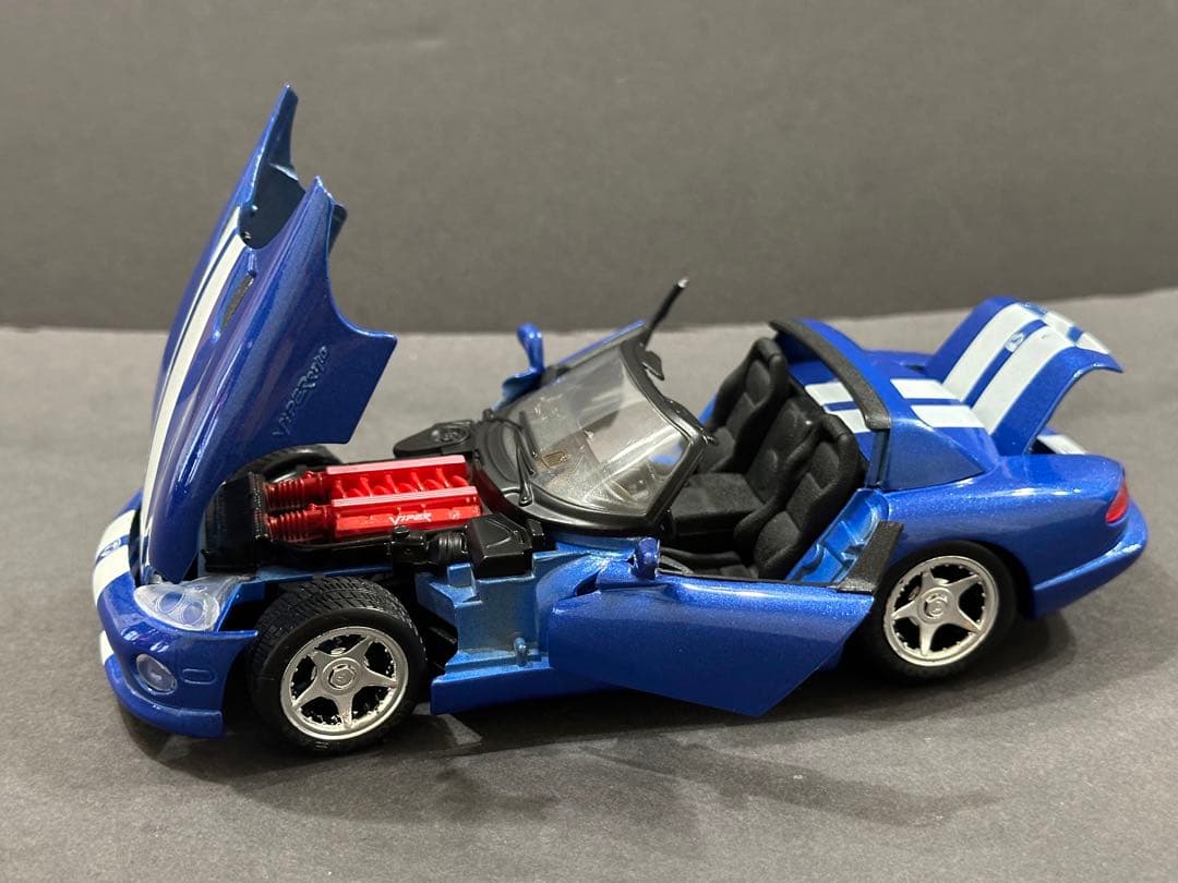 ダッチ　バイパー　1/24マイスト ダイキャスト