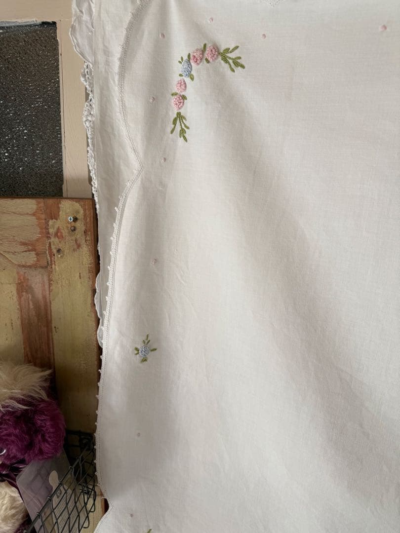 フランスアンティークஐ⋆*つぶつぶお花刺繍の可愛いクロス