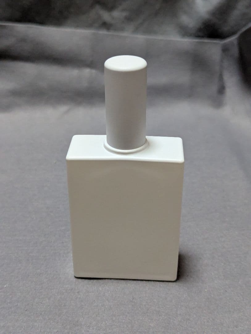 サウザンドカラーズM1952ウォーターリフレクションEDP 50ml