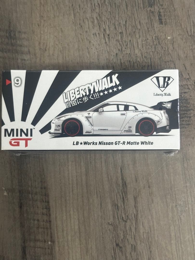 MINI GT LB★WORKS Nissan GT-R R35 ミニカーセット