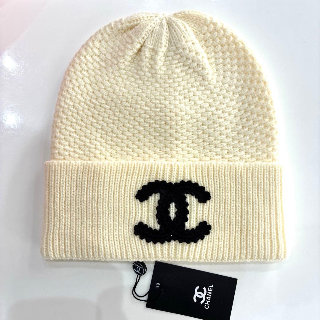 CHANELニット帽　海外正規品　白アイボリー
