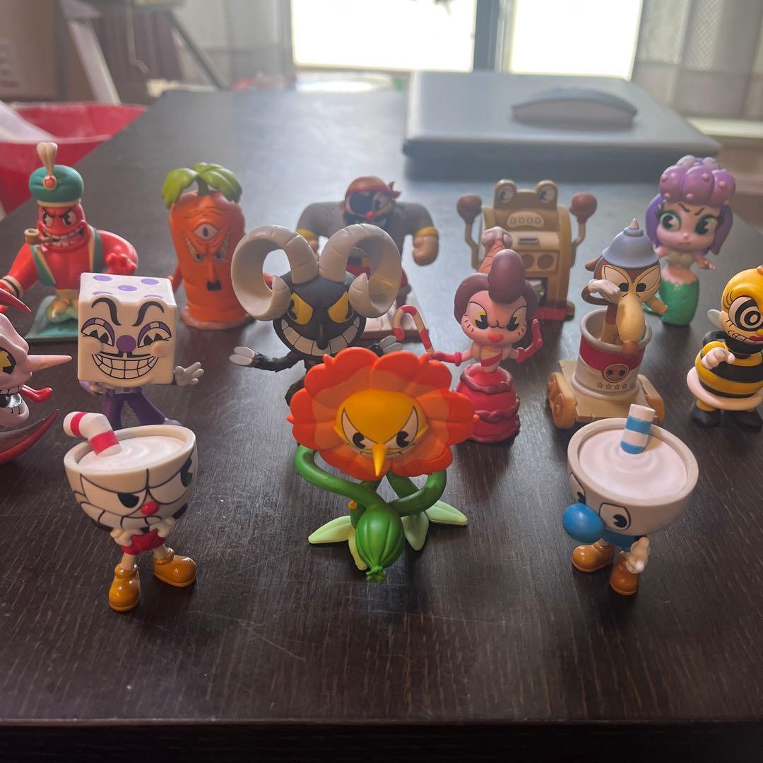 カップヘッドフィギュア　14体