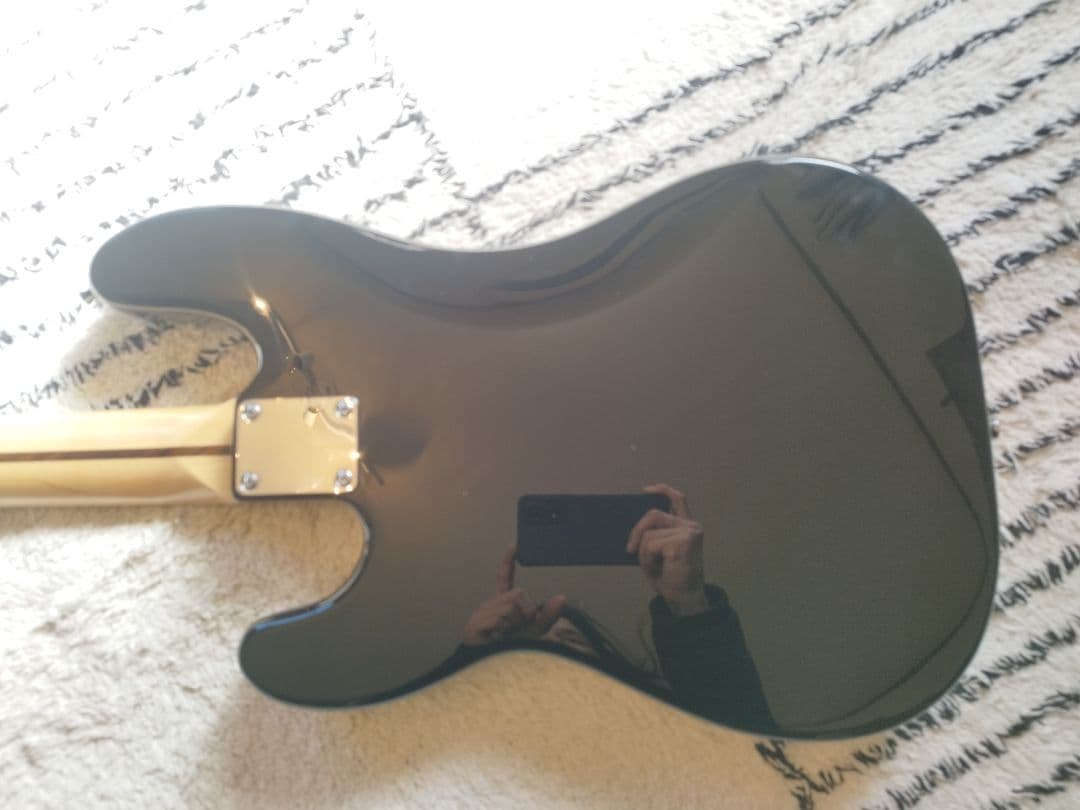 【ほぼ新品!!】Vintage V42BLK プレベ/ジャズベ TheBONEZ