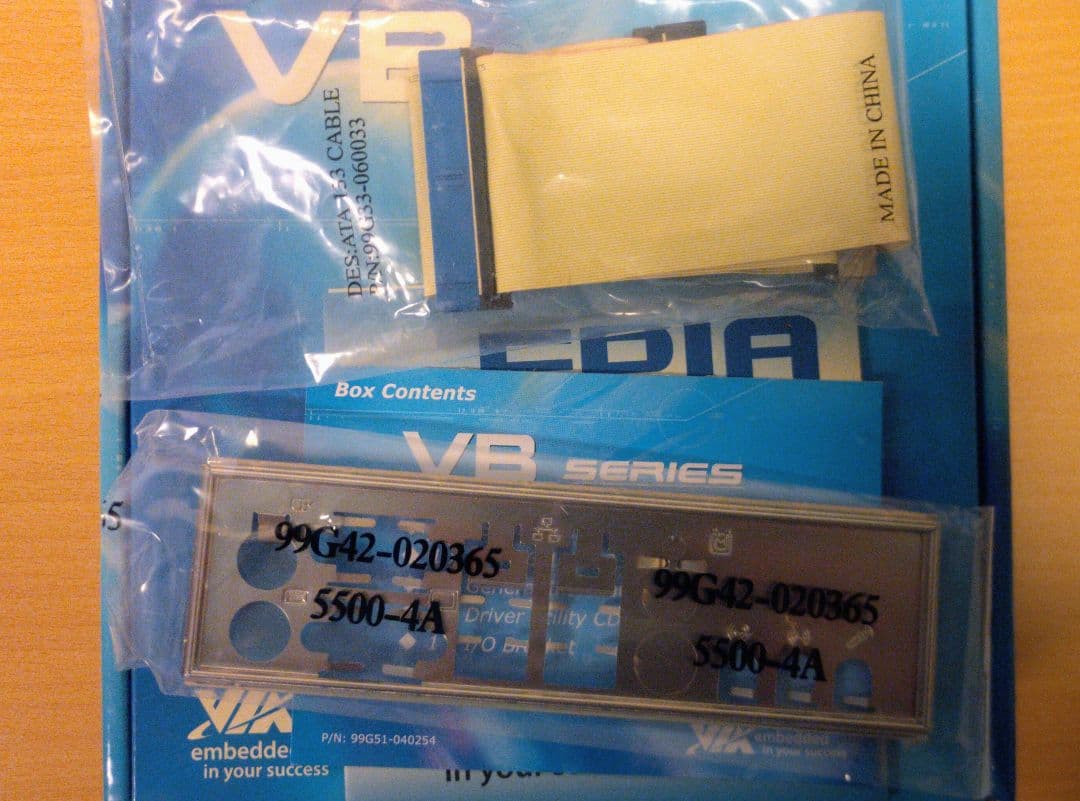 VIA EPIA VB6002 マザーボード Intel Celeron付属