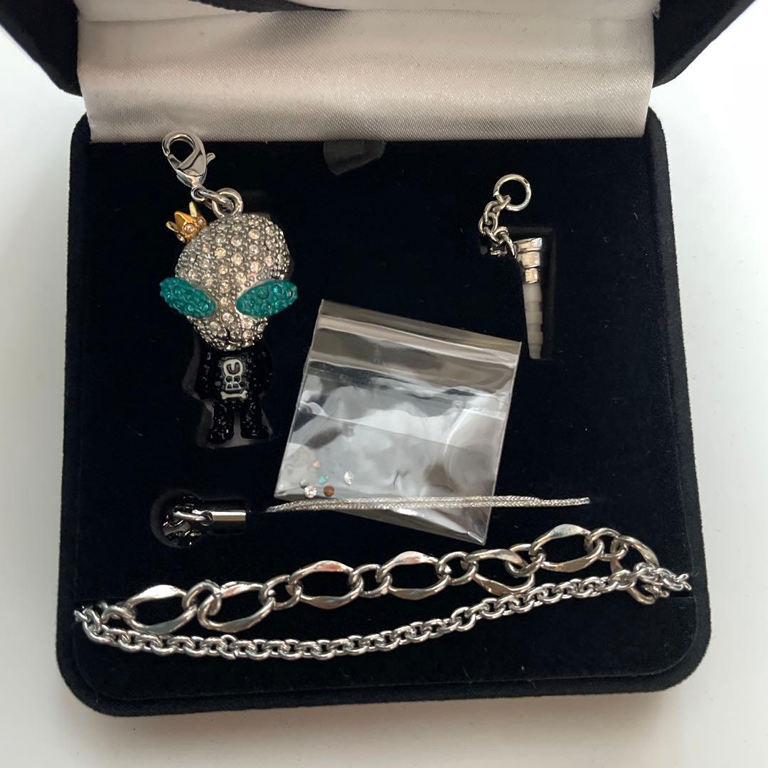 キムヒョンジュン 公式　グッズ　ジュエリーストラップ　宇宙神　U:zoosin