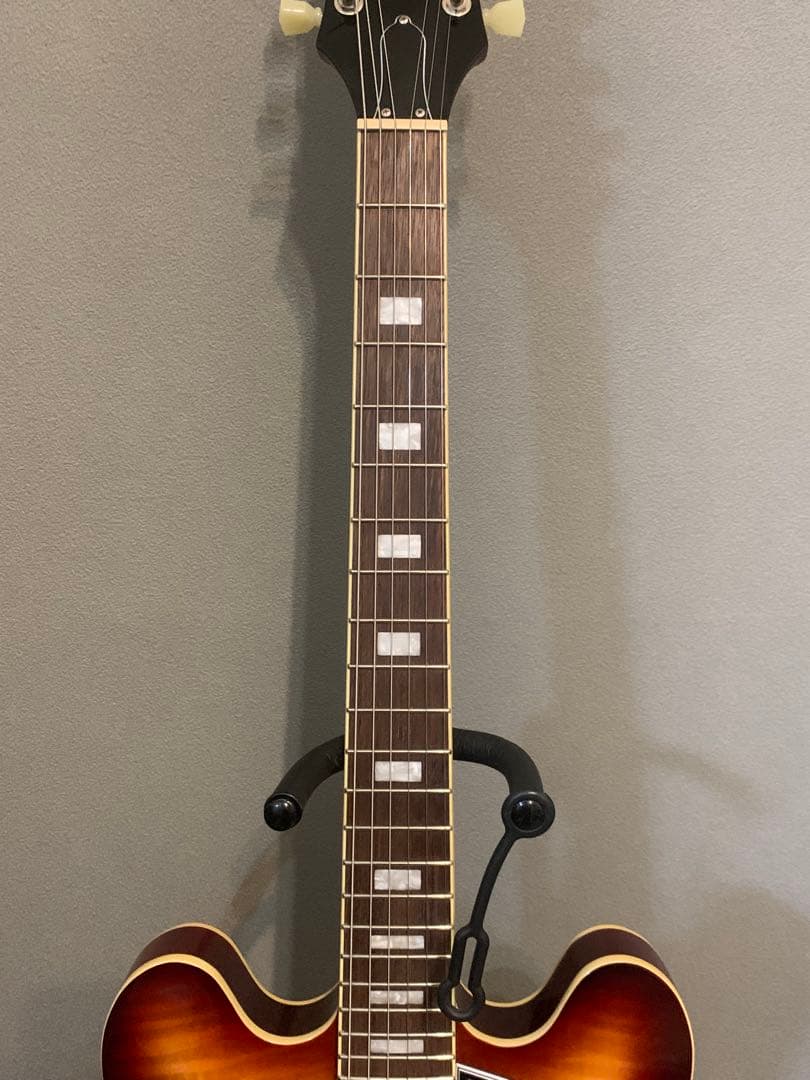 ギター Epiphone ES-335 Figured Raspberry Tea