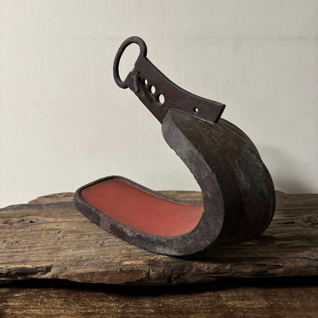 時代　馬の鎧　片方のみ　根来　古道具　アンティーク　骨董花器　検:白洲正子　李朝