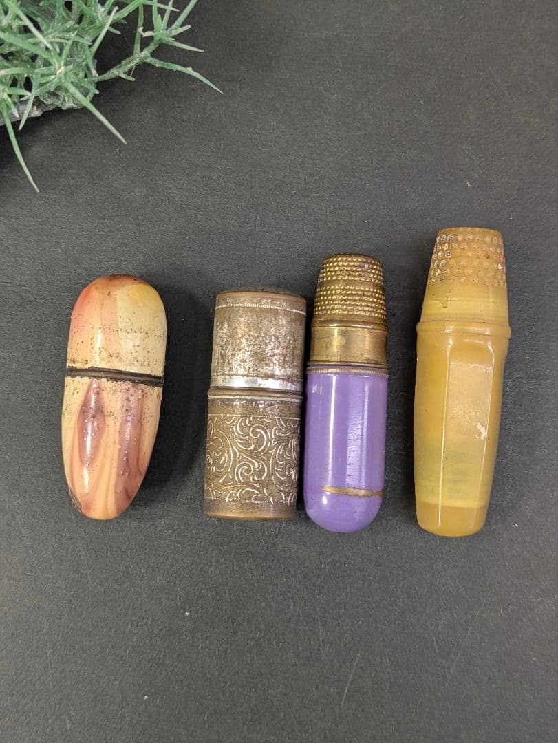 イギリス アンティーク 携帯用 ソーイングセット 4点セット