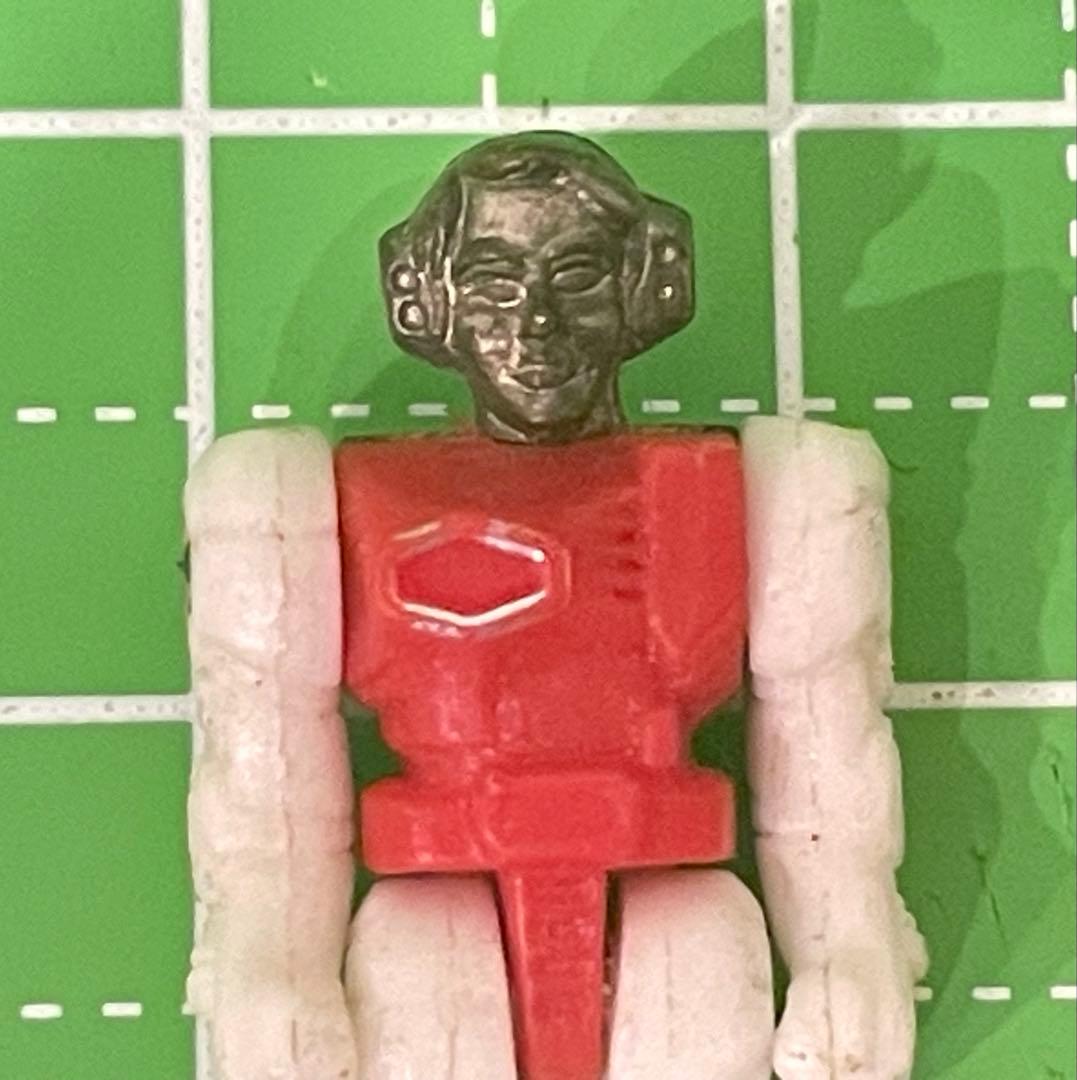 ダイアクロン隊員ロボット　赤白カラー【激レア！】　昭和レトロ　当時物　タカラ