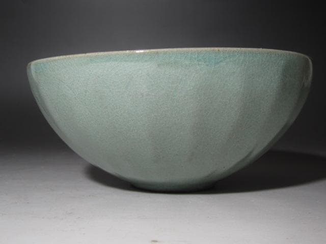 ☆　時代　青磁蓮弁茶碗　裏千家　十二代　又妙斎の花押がございます☆y520